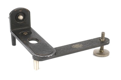 Lot 95 - A Leitz TSOOF Table Tripod