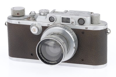 Lot 1 - A Leica IIIa Rangefinder Camera