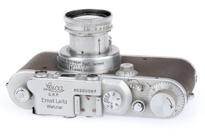 Lot 1 - A Leica IIIa Rangefinder Camera