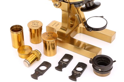 Lot 11 - A Fine Petrological Microscope By Ross
