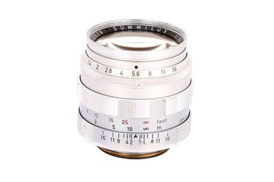 Lot 129 - A Leitz Summilux f/1.4 50mm Lens