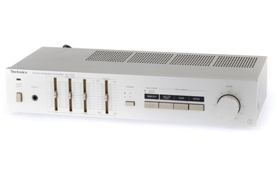 Lot 498 - A Technics SU-Z15 Stereo Integrated Amplifier