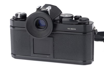 Lot 67 - A Nikon FM 35mm SLR Camera