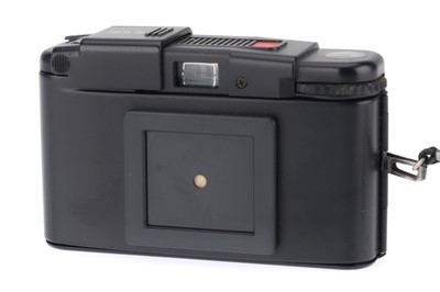 Lot 155 - An Olympus XA2 Compact Viewfinder Camera