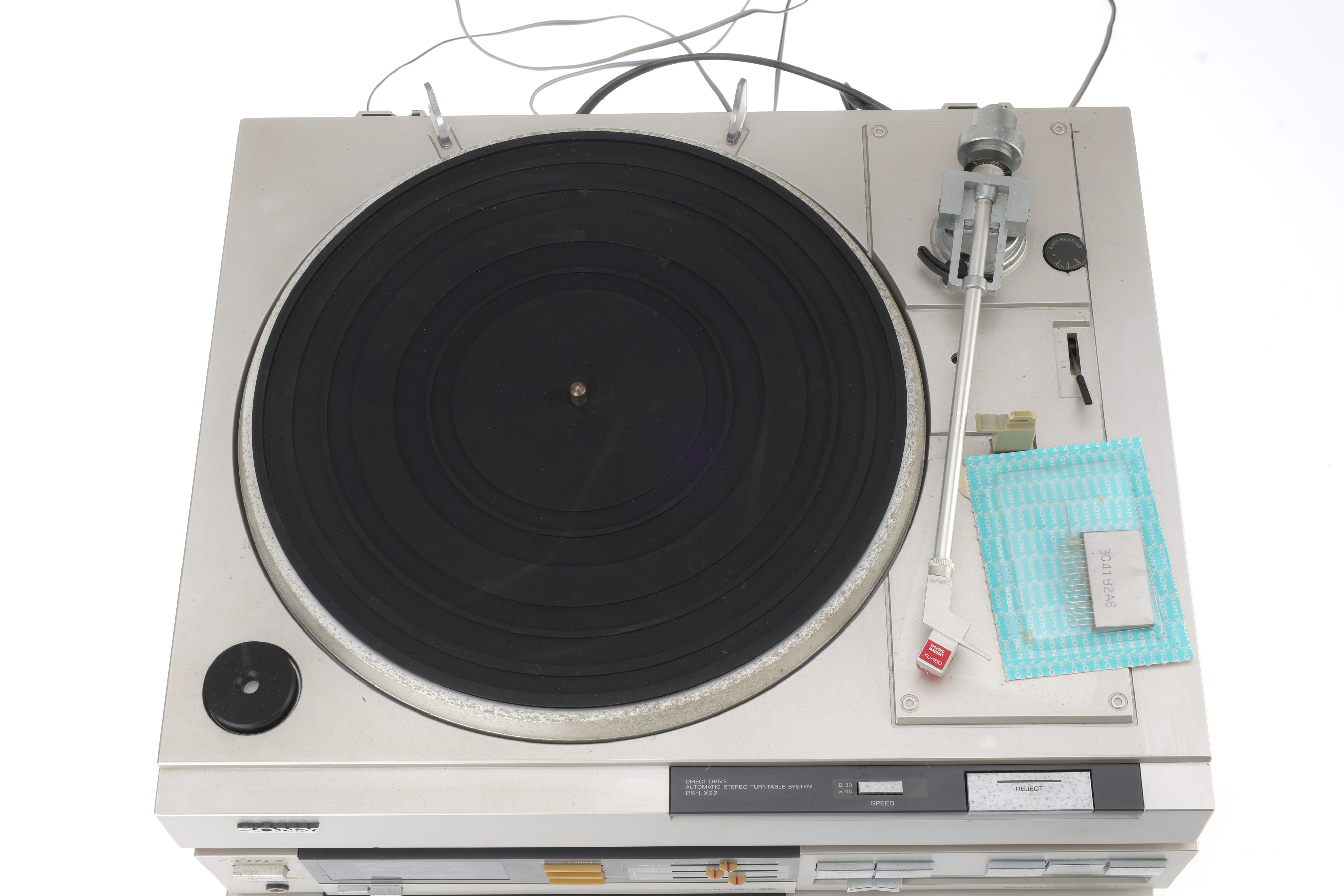 Lot 386 - A Sony HiFi Stack - TA-AX22, ST-JX22L,