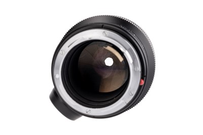 Lot 63 - A Leitz Summicron f/2 90mm Lens