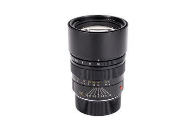 Lot 64 - A Leitz Summicron-M f/2 90mm Lens