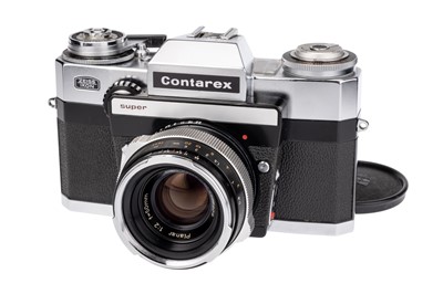 Lot 105 - A Zeiss Ikon Contarex Super SLR Camera