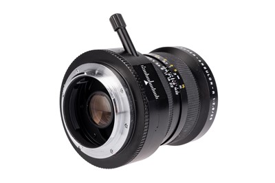 Lot 76 - A Leitz PC-Super-Angulon-R f/2.8 28mm Lens