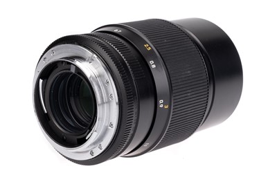 Lot 81 - A Leitz APO-Macro-Elmarit-R f/2.8 100mm Lens