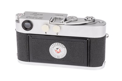 Lot 37 - A Leica M1 Macro Camera Outfit