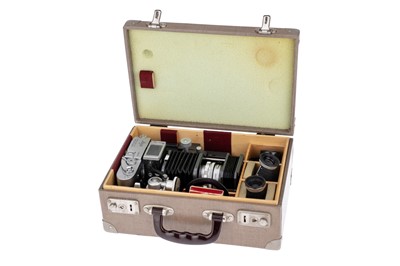 Lot 37 - A Leica M1 Macro Camera Outfit