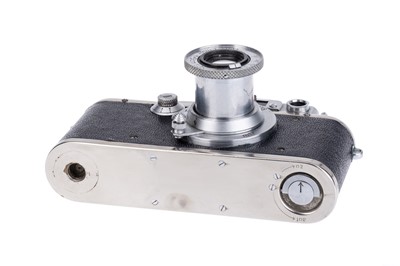 Lot 9 - An Unusual Leica IIIb Rangefinder Camera