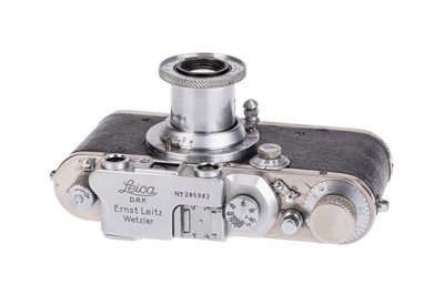 Lot 9 - An Unusual Leica IIIb Rangefinder Camera