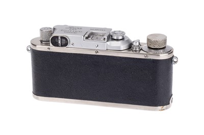 Lot 9 - An Unusual Leica IIIb Rangefinder Camera