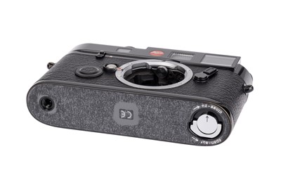 Lot 43 - A Leica M6 TTL 0.72 'Millennium' Rangefinder Camera Body