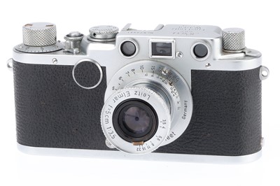 Lot 2 - A Leica IIf Black Dial 35mm Rangefinder Camera