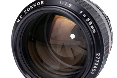 Lot 20 - A Minolta MC Rokkor f/1.2 58mm Lens