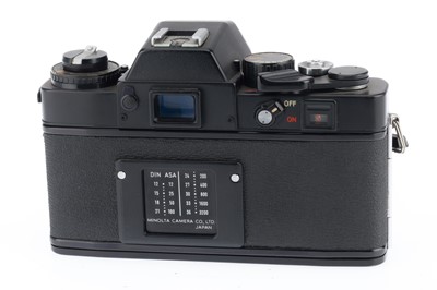Lot 34 - A Minolta XE-1 35mm SLR Camera Outfit