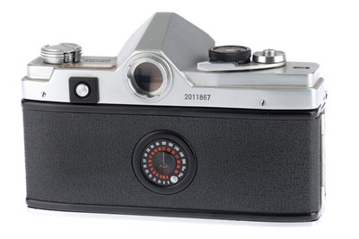 Lot 45 - A Minolta SR-7 35mm SLR Camera