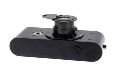 Lot 19 - A Leica UR-Leica Dummy Camera