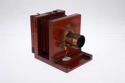 Lot 318 - Small Victorian Studio Camera