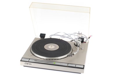 Lot 526 - A JVC QLA5 Direct Drive Turntable