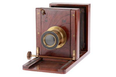 Lot 215 - An Unsigned Small Studio Camera Body