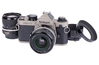 Lot 165 - A Nikon FM2T SLR Camera Outfit