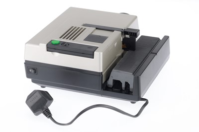 Lot 36 - A Leitz Pradovit P 150 Slide Projector