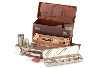 Lot 792 - Travelling Surgeons Bag with Instruments, Hugh Donovan