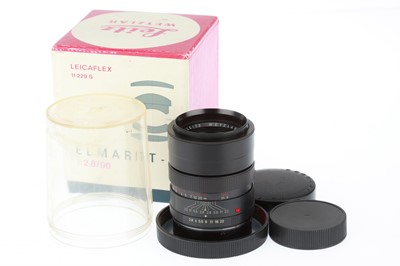 Lot 201 - A Leitz Wetzlar Elmarit-R f/2.8 90mm Lens