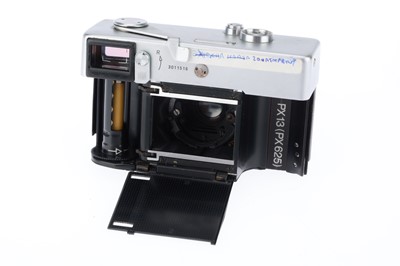 Lot 25 - A Rollei 35 Compact Camera