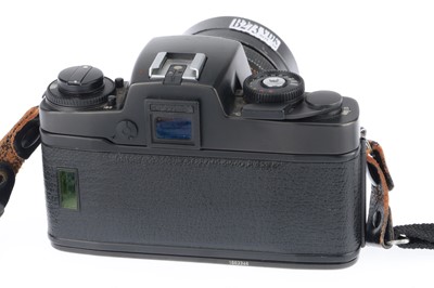Lot 10 - A Leica R4 SLR Camera
