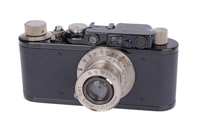 Lot 1 - A Leica II Model D Rangefinder Camera