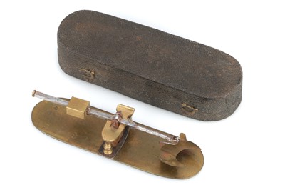 Lot 709 - A brass and steel Benjamin Stubbs Guinea Scale