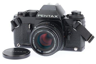 Lot 338 - A Pentax LX 35mm SLR Camera