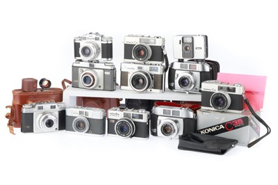 Lot 347 - A Mixed Selection of Cameras