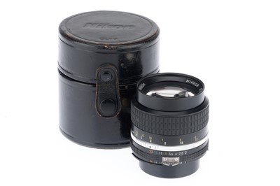 Lot 412 - A Nikon f/2 85mm Ais Lens