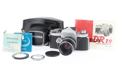 Lot 342 - A Miranda DR 35mm SLR Camera