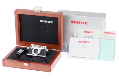 Lot 527 - A Minox Classic Camera Leica IIIf Miniature