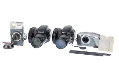 Lot 335 - A Mixed Group of Cameras