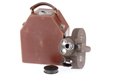 Lot 500 - A Bell and Howell Filmo 70-DA Cine Camera