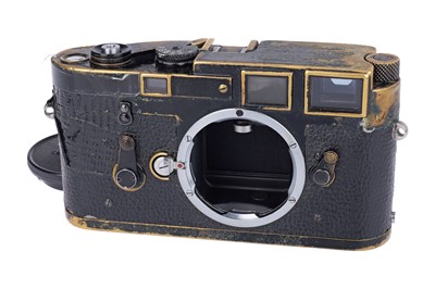 Lot 39 - A Leica M3 Black Paint Rangefinder Body