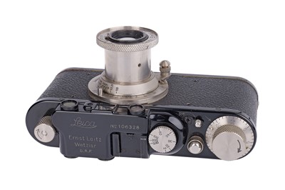 Lot 3 - A Leica II Rangefinder Camera
