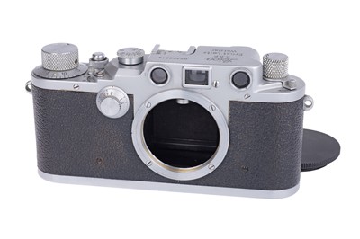 Lot 9 - A Leica IIIc Rangefinder Camera