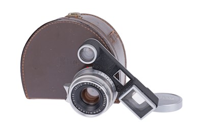 Lot 62 - A Leitz Summicron f/2 35mm Lens
