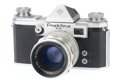 Lot 333 - A KW Praktina 35mm SLR Camera