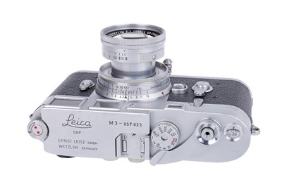 Lot 33 - A Leica M3 SS Rangefinder Camera