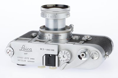 Lot 25 - A Leica M3 DS Rangefinder Camera